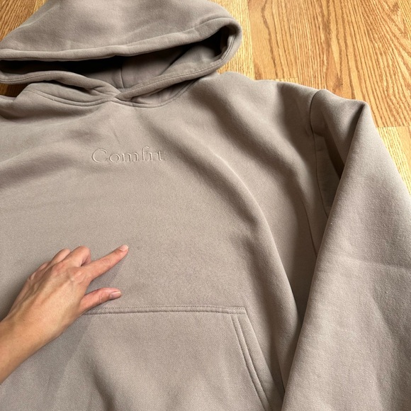 Comfrt Bark Signature Hoodie + Sweatpants - Picture 4 of 14